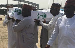 How Ex-President Shehu Shagari Was Buried ...the remains of ex-President Shehu Shagari being taken on the last trip...