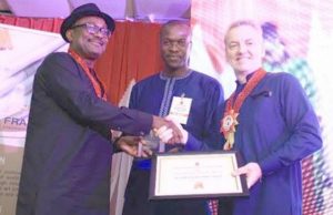 How Shell Emerged Local Content Operator Of The Year L-R: Executive Secretary, Nigerian Content Development and Monitoring Board, Simbi Wabote; General Manager, External Relations, Shell Petroleum Development Company (SPDC) Igo Weli; and SPDC’s General Manager, Contracting and Procurement, Antony Elis, at the Recent Petroleum Technology Association of Nigeria Award Night in Port Harcourt where SPDC emerged local content company of the year…