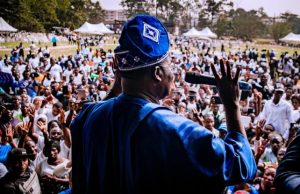 Ajimobi Charges Youths To Vote Buhari For N-Power Program To Continue Governor Abiola Ajimobi...addressing beneficiaries of 'N-Power'...