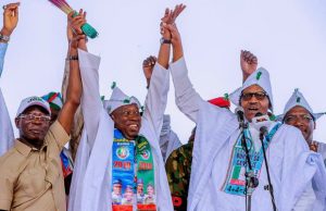 Buhari Speaks About Why He’s Seeking Re-Election L-R: Comrade Adams Oshiomhole, Gov. Abdullahi Ganduje and President Muhammadu Buhari...during the Kano rally...on Thursday...