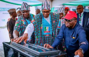 NSIA-LUTH Cancer Treatment Center Inaugurated By Buhari L-R: Lagos' Gov Akinwunmi Ambode, President Muhammadu Buhari and Health Minister, Professor Isaac Adewole...at the event...