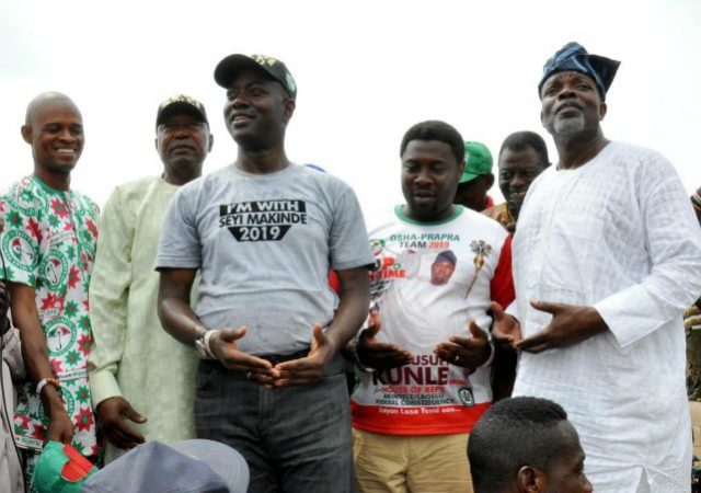 L-R: Oyo State PDP Financial Secretary, Mr Tope, party chairman, Alhaji Omokunmi Mustapha, gubernatorial candidate, Engr Seyi Makinde, candidate for Akinyele/Lagelu federal constituency, Mr Kunle Yussuf and Oyo Central senatorial candidate, Chief Bisi Ilaka at Akobo during the party’s campaign in Lagelu LGA…