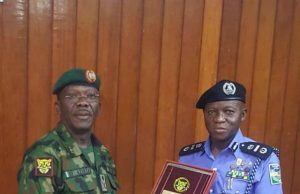 Importance Of Inter-Agency Collaboration Stressed As AIG Oyebade Visits GOC 2 Div ...Major-General F.O. Azinta, left, with AIG Leye Oyebade...during the visit...