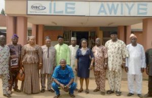 ACPP Hails Osun People For Voting APC Candidates Alliance of Collaborating Political Parties (ACPP) members...during a visit to Ile Awiye in Osogbo...