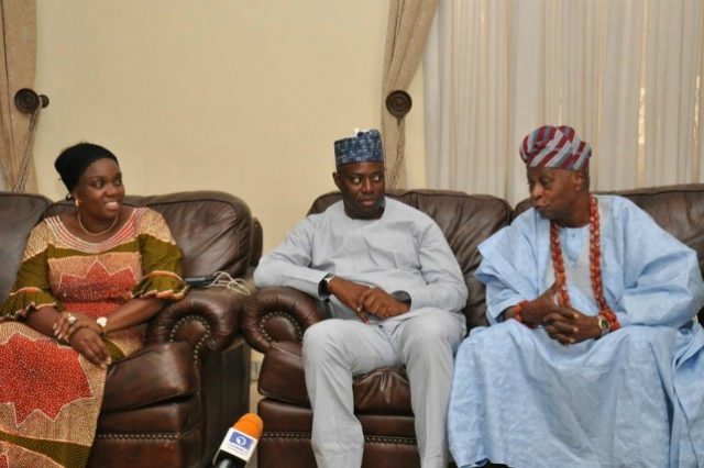 Oyo State’s Governor-elect, Engr Seyi Makinde (middle) his wife, Omini (left) and Chief Olu Falae during the visit…