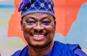 Minimum Wage: Ajimobi Opens Negotiation With NLC, Congratulates New Exco Senator Abiola Ajimobi, the governor of Oyo State...