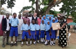 Children’s Day: Alliance Francaise Ibadan Holds French Quiz CEO Kayrom Lee Group, Amb. Romoke Ayinde (right) presenting gift items to one of the winning schools…