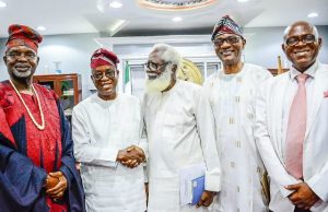 Day Alumni Members Of First Television In Africa Visited Osun’s Oyetola Governor of Osun State, Adegboyega Oyetola (2nd left), Former Nigeria ambassador to the Philippines/Chairman Foundation for Ibadan Television Anniversary Celebration (FITAC), (Dr) Yemi Farounbi (2nd right), Agbaakin Olubadan of Ibadan, Chief Lekan Alabi (left) and Hon. Justice Kunle Ajeigbe (right), during the visit…