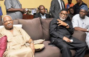 Olakunrin’s Killing: Makinde, Akeredolu Visit Fasoranti L-R: Afenifere Leader, Chief Reuben Fasoranti; Ondo State Governor, Mr Rotimi Akeredolu and Oyo State Governor, Mr Seyi Makinde during the visit…