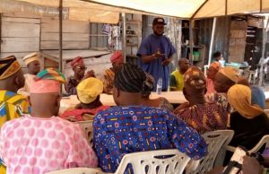 Giwa, Prominent Oyo APC Member Sues For Genuine Reconciliation, Meets Party Leaders, Donates Gifts