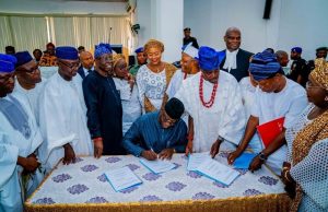 Fayemi Reads Riot Act To Criminals As He Signs Amotekun Law