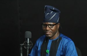 Makinde Is A Leader Anybody Will Aspire To Follow – Ibadan South East LG Boss, Wole Alawode Pastor Wole Alawode...the Chairman, Ibadan South East LGA...speaking glowingly about the qualities of Oyo's Governor Seyi Makinde...