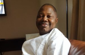 Celebrity Journalist, Mayor Akinpelu Turns 60, Buhari Hails