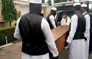Photos: How Senator Abiola Ajimobi Was Buried ...the remains of Senator Abiola Ajimobi arrives at his Oluyole, Ibadan residence...