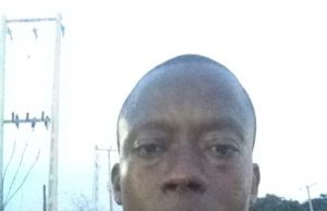 Coverage Of Ajimobi’s Demise: Read About How Parrot-Photoman Was Almost Killed By Overzealous Policeman Parrot-Photoman, Olawale Awe...after the 'chase-game' on Ring Road, Ibadan...