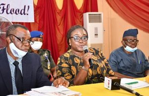 Why Our People Must Prepare Against Floods – Oyo Govt Secretary to the Oyo State Government, Mrs Olubamiwo Adeosun (middle); addressing the press while Chief Press Secretary to the Governor, Mr Taiwo Adisa (right) and the Project Manager, Ibadan Urban Flood Management Project, Mr Dayo Ayorinde looks on during the briefing on Flood Alert and Precautionary Measures for Ibadan Metropolis and other parts of the State held at Secretariat, Ibadan…