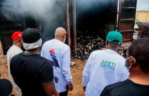 Photo: When Akeredolu, Aiyedatiwa Visited Razed INEC Office In Akure …Governor Oluwarotimi Akeredolu and others during the inspection exercise…