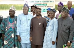 Makinde’s Govt To Teachers: We’ll Benefit More If We Work Together From left: NUT Chairman, Comrade Adedoyin Tojuade, SUBEB Chairman, Dr. Nureni Adeniran, Commissioner for Education, Barr. Olasunkanmi Olaleye, TESCOM Chairman, Pastor Akin Alamu and Mrs Bisi Oderinde, the PS at TESCOM in group photograph shortly after the event
