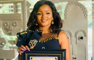 Day Female Magazine Publisher, Bola Solate Bagged Hero Of The State Award Bola Solate, the elegant Publisher of Publicfaces Magazine...