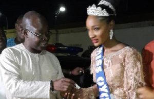 How Alaafin’s Daughter Became Miss Oyo 2020 ...Engineer Dotun Sanusi...presenting the key to the Toyota car won by Princess Adedoja Adeyemi...at the event...