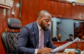 Oyo Lawmakers Dismiss Criticism of ₦100bn Loan, Explain Refinancing Arrangement Rt Hon Adebo Ogundoyin, the Speaker, Oyo State House of Assembly...