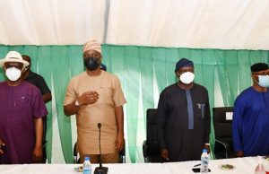 Photo: Wike, Oyinlola, Segun Oni, Others In Ibadan For PDP Meeting From left, River State Governor, Nyesom Wike; Oyo State Governor, Seyi Makinde; former Governor of Osun State, Prince Olagunsoye Oyinlola and former Governor of Ekiti State, Segun Oni during the PDP South/West Leaders’ meeting being held at the Governor Lodge, Agodi, Ibadan…