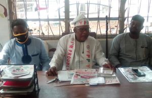 Ekiti 2022 : Why I Decided To Move Away From APC -Filani Chief John Filani, middle, with others...during the meeting...