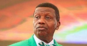Tithing Debate Reignited By Pastor Adeboye’s Viral Apology Pastor Enoch Adejare Adeboye