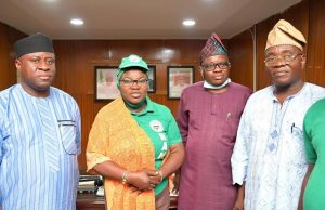 When Rentals Association Members Visited Oyo Gov’s Office Representative of Oyo State Governor and Special Adviser on Strategy and Political Matters, Hon Babatunde Oduyoye (left); Chief Press Secretary, Mr Taiwo Adisa (second right); Chairman, Rentals Association of Nigeria, Oyo State Branch, Alhaja Sekinat Olasupo (second left) and Vice Chairman, Mr Lateef Olalere during the courtesy visit…