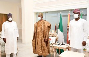 Photo: When Borno, Kwara Governors Visited Makinde In Ibadan R-L: Oyo State Governor, Seyi Makinde, Babangana Umar Zulum and Alhaji AbdulRahman AbdulRasak during the visit…
