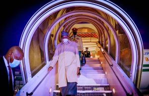 Photos: Check Out Images Of Buhari’s Arrival, Reception In Paris