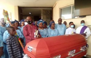 Fayemi, Others Witness Ex-Ekiti SUBEB Boss, Prof Aladejana’s Burial