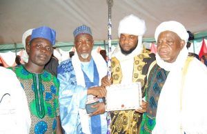 Sheik Waliyulahi Sanusi Turbaned As New Chief Imam Of Ido Local Government From right, Sheik Abdulganiyy Agbotomokekere, Sheik Waliyulahi Sanusi and Alhaji Daood Hamzat with a guest…