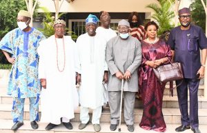 Photo: When Afenifere Leaders Paid ‘Welcome Home’ Visit To Tinubu …from the left…Chief Supo Sonibare, Oba Olaitan Oladipo, Asiwaju Tinubu, Chief Ayo Adebanjo, his daughter Shade and retired Assistant Inspector General of Police Tunji Alapini, during their visit…