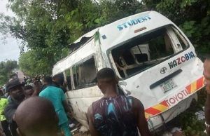 Early Monday Crash Claims Two Lives In Kwara ...the ill-fated bus...