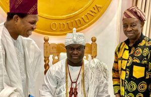 All Set For Ooni, Akeredolu, Others To Join Osinbajo To Launch Yoruba World Center’s Project In Ibadan L-R: Alagba Alao Adedayo, the Ooni of Ife, Oba Adeyeye Ogunwusi and Mr Tunde Kelani