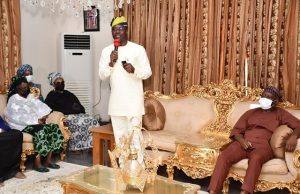 Demise Of Soun: Photos As Makinde Pays Condolence Visit To Ogbomoso ...Engineer Seyi Makinde with Olori Olaronke Oyewumi and others...