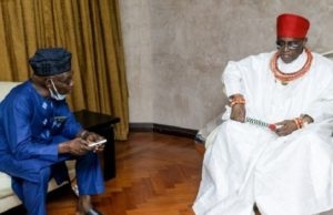 Photo: When Oba Of Benin Visited Obasanjo In Egbaland Chief Olusegun Obasanjo, left, with Oba Ewuare of Benin Kingdom...