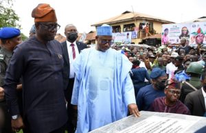 When Bauchi Gov Joined Makinde To Commission Road In Oyo Oyo State Governor, Seyi Makinde (right) and his Bauchi State counterpart, Senator Bala Muhammed during the commissioning of 5.25KM Gedu-Oroki-Sabo-Ashipa road, Oyo...