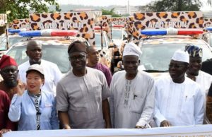 Oyo Amotekun Given 100 Operational Vehicles, 500 To Be Recruited Soon From left, Chiarman, CIG, Chief (Mrs) Diana Chem; Oyo State Governor, Seyi Makinde; Chairman, Oyo State Amotekun Corps, General Kunle Togun (rtd) and PDP Deputy National Chairman (South), Hon Taofeek Arapaja during the presentation of 100 operational vehicles to Amotekun Corps...