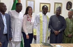 When Nigerian Consular In Jordan Received UfitFly’s World Record Christian Pilgrims Nigeria Ambassador to the Kingdom of Jordan and Iraq, H.E. Faruk Malami Yabo (second right), Prophet Taiwo Ojo of Christ Apostolic Church (third right) Muyiwa Ademola, Nollywood actor (second left) and Evg Ajibola Ogunkeyede, Team leader UfitFly (left)…