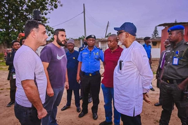 Akeredolu Arakunrin Oluwarotimi Akeredolu Aketi, the governor of Ondo State, second from right, with others...when he visited the construction site...