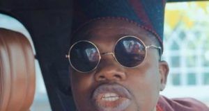 Refusal To Greet Sanwo-Olu: Mr Macaroni Responds To Critics, Says ‘I’ll Still Not Greet Him Tomorrow If I See Him, I’m Not A Hypocrite’ Mr Macaroni...angry...