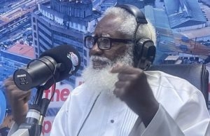 We Warned That Buhari’s Govt Would End Up Being Disastrous – Ambassador Yemi Farounbi Ambassador Yemi Farounbi...stressing a point during the live Radio Show...