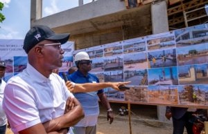 When Sanwo-Olu Got Hailed As He Inspects Government’s Projects On Lagos Island ...Lagos' Governor Babajide Sanwo-Olu, left...during the inspector tour...
