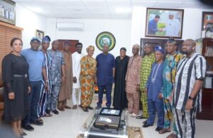 Ogun Speaker Returns To Work After Securing Bail, Says ‘I’m Innocent’ Rt Hon Olakunle Oluomo, middle, with others after returning to Abeokuta on Friday...