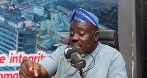 Oyeleye Of DAWN Commission: State Police Won’t Affect Amotekun Operations ...Seye Oyeleye...delivering a point...