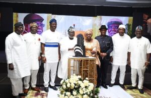 When Ikpeazu, Wike, Ortom, Others Joined Makinde To Celebrate CJN Ariwoola From left, Former Governor of Osun State, Prince Olagunsoye Oyinlola; Governor Okezie Ikpeazu (Abia); Governor Seyi Makinde (Oyo); Chief Justice of Nigeria, Hon Justice Olukayode Ariwoola; his wife; Governor Nyesom Wike (River); Governor Ifeanyi Uguanyi (Enugu) and Benue State Governor, Samuel Ortom during a reception in honour of Justice Ariwoola…on Saturday evening…