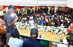 When Makinde Canvassed For Votes For PDP’s Candidates At Town Hall Meetings ...Oyo's Governor Seyi Makinde...addressing the people of Oyo Federal Constituency...