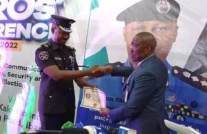 Day Oyo Police PRO, Osifeso Bagged IGP’s Award ...Adewale Osifeso, left, receives his certificate...